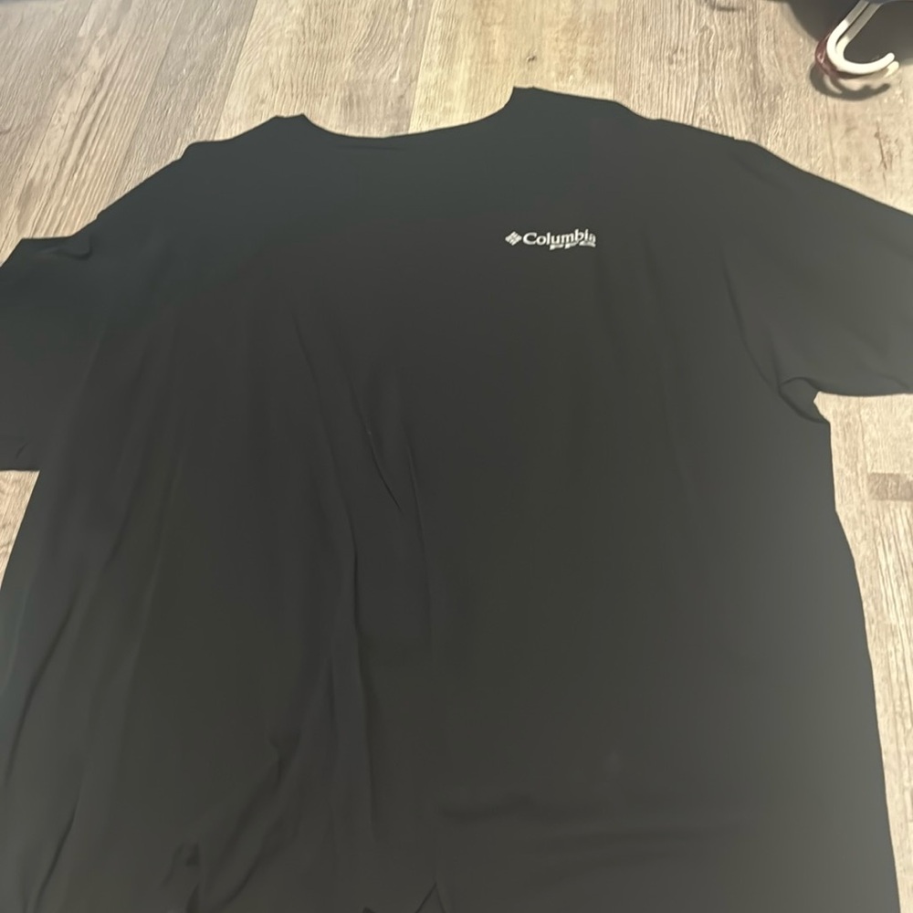 Columbia PFG shirt